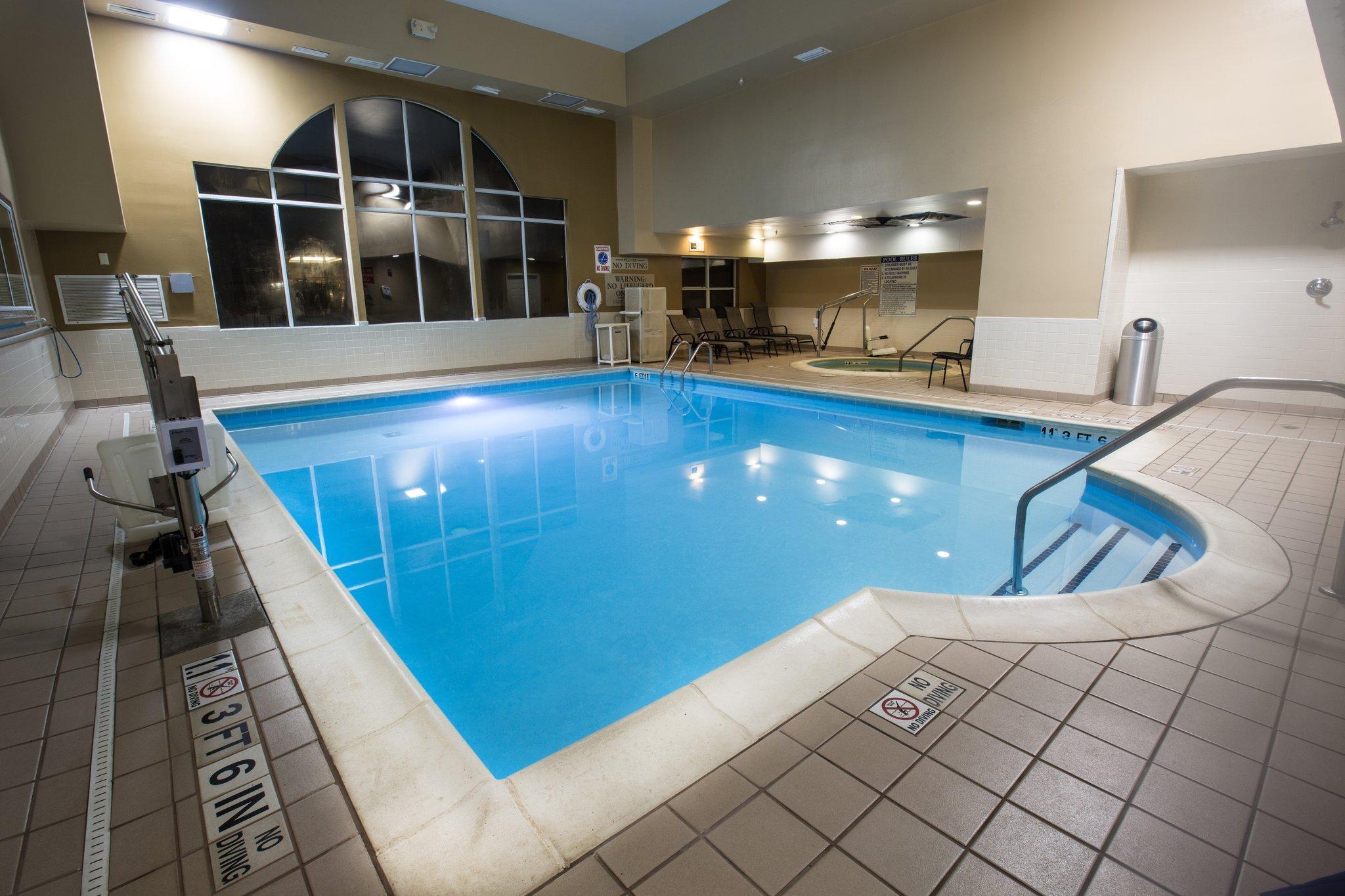 Holiday Inn Express Alpharetta - Roswell By Ihg Экстерьер фото